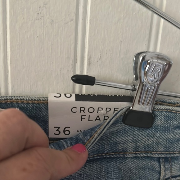 New! Stradivarius Blue Flare Jeans sz 4 - Picture 8 of 17